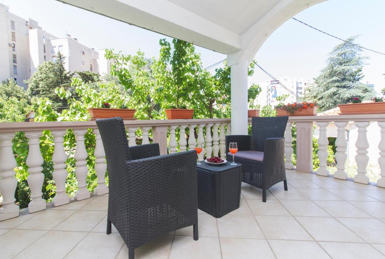 Apartman Andrijana Zara Esterno foto