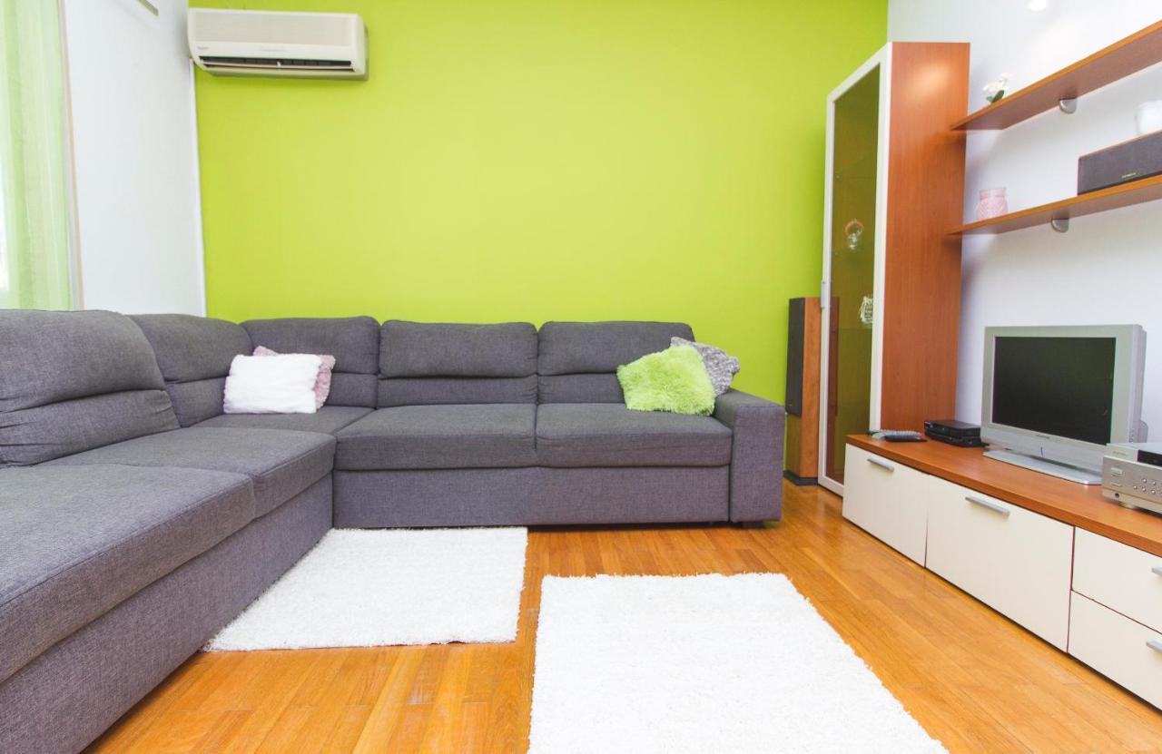 Apartman Andrijana Zara Esterno foto